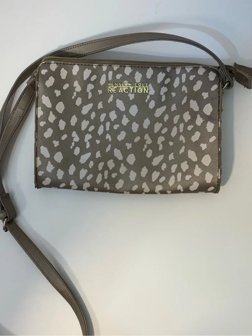 Kenneth Cole Reaction add chic